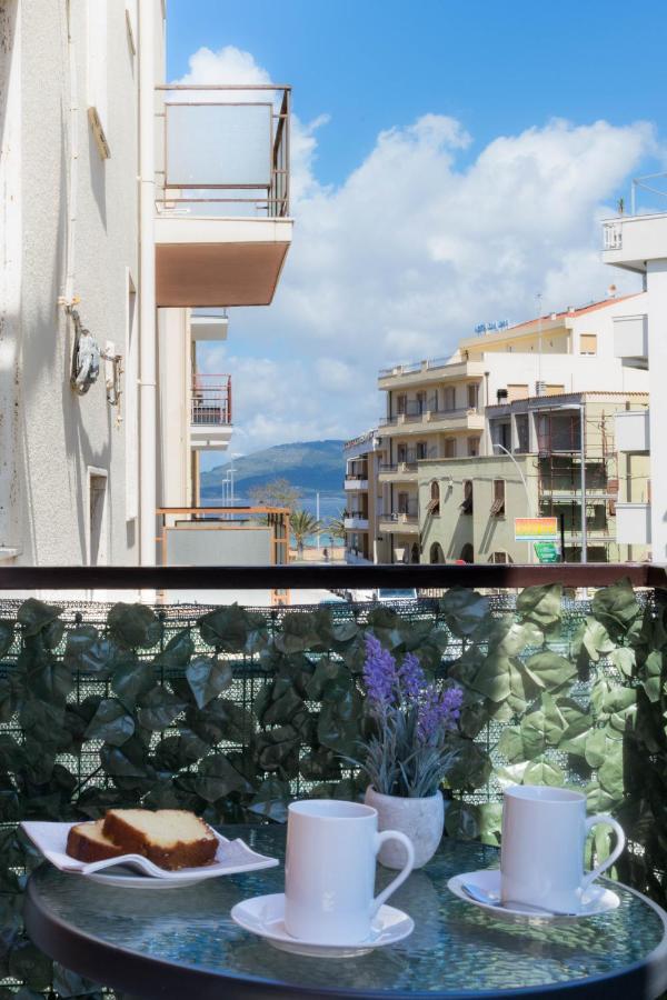 Passi Alterni Apartments Алгеро Екстериор снимка