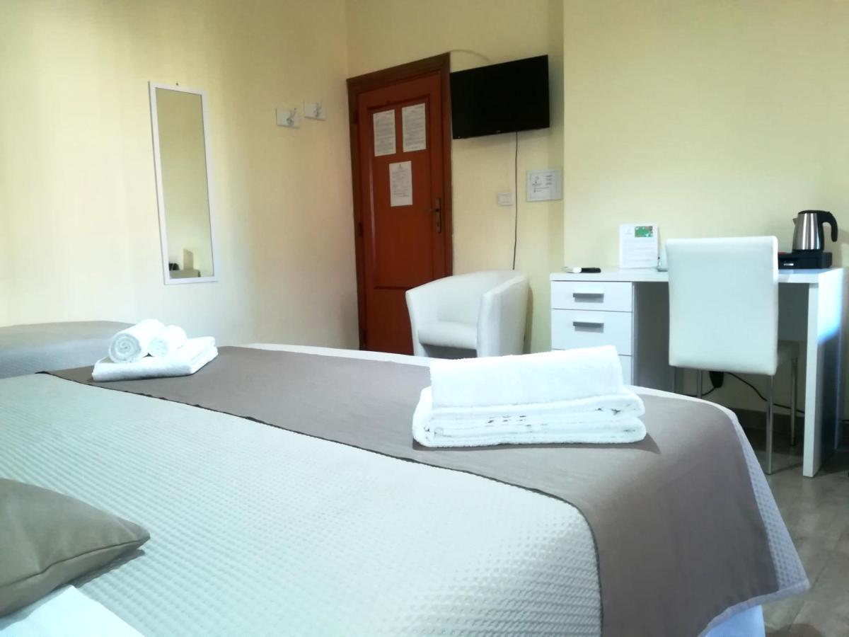 Passi Alterni Apartments Алгеро Екстериор снимка
