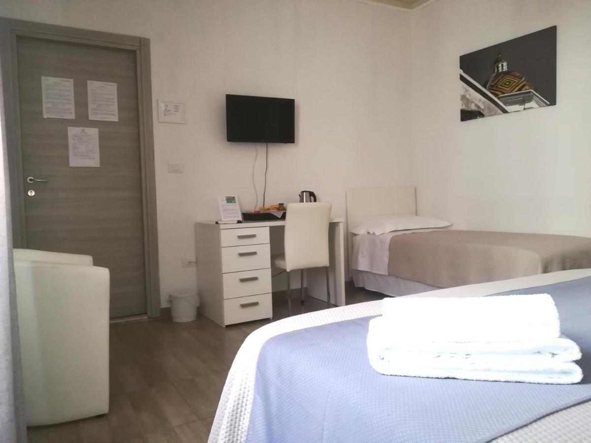 Passi Alterni Apartments Алгеро Екстериор снимка